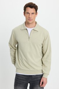 Related product image Tudors Sweatshirts