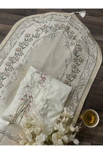 صورة المنتج ذات الصلة Generic سجادات الصلاة