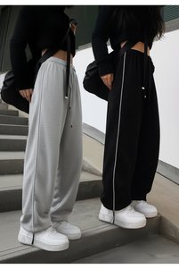 Related product image De Carte Sweatpants