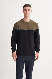 Related product image Cazador Sweatshirts