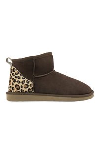 Related product image Pegia Boots