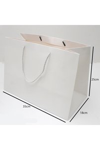 صورة المنتج ذات الصلة Generic حقائب هدايا
