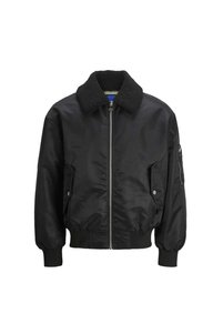 Imaginea produsului asociat Jack & Jones Jachete