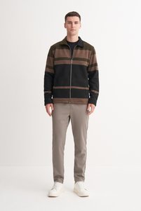 Related product image Cazador Cardigans