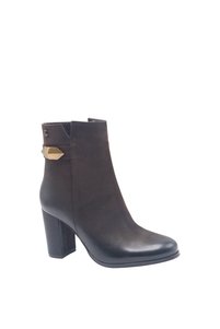 Related product image Venüs Boots