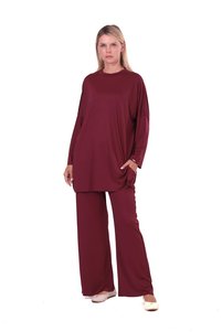 Related product image Invee Two Piece Sets