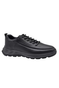 Related product image MARCOMEN Flats