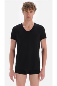 Related product image Dagi Undershirt