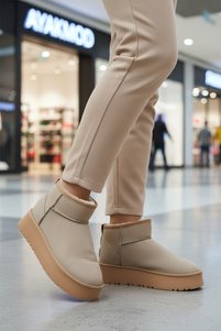 Related product image WALKWAY Boots