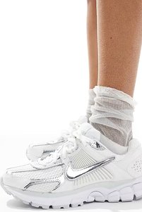 Related product image Nike Sneakers