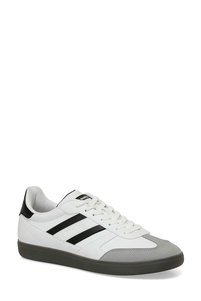 Related product image Kinetix Flats