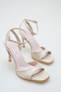 Related product image meyra'nın ayakkabıları High Heels