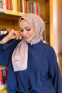 صورة المنتج ذات الصلة Aker شالات