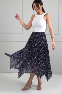 Related product image By Saygı Skirts