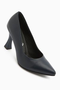 Related product image Limoya Pumps