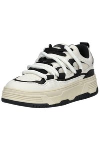 Zugehöriges Produktbild Steve Madden Sneaker