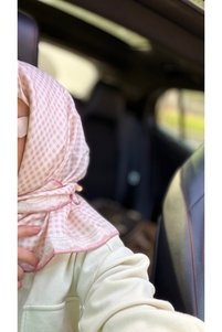 Related product image La boutique Headscarves