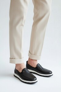 Related product image Voyager Flats