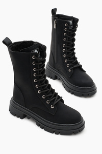 Related product image Tonny Black Boots