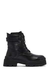 Related product image Derimod Boots