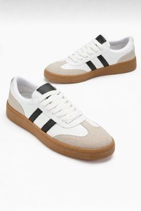 Related product image RoseVeno Sneakers