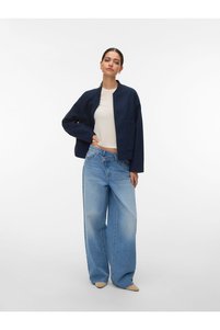 Zugehöriges Produktbild Vero Moda Jacken