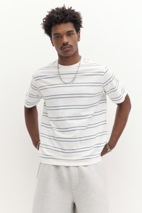 İlgili ürün resmi Pull & Bear T-Shirt