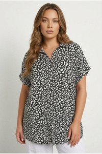 Related product image Stil Diva Shirts