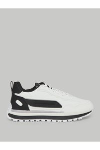 Related product image Styli Sneakers