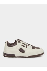 Related product image Styli Sneakers