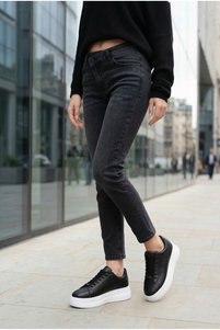 Related product image Daxtors Sneakers