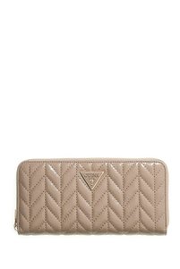 İlgili ürün resmi Guess Cüzdan
