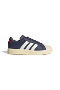 صورة المنتج ذات الصلة adidas أحذية سنيكرز