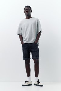 İlgili ürün resmi Pull & Bear Şort