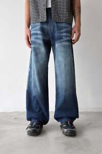 Related product image Flaw Wear Jeans