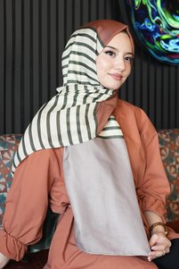 Related product image AFVENTE Shawls