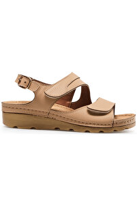 İlgili ürün resmi Easy Street Sandalet