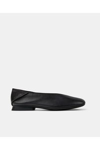 Related product image CAMPER Flats