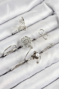 Related product image Nehir Bijou Rings