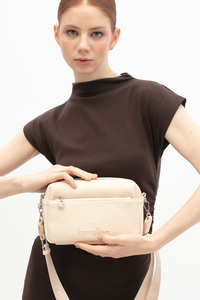 Related product image United Colors of Benetton Shoulder Bags