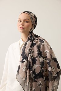 Related product image İpekhan Shawls