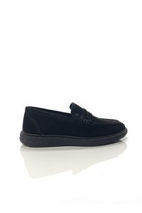 Related product image Pierre Cardin Loafer Shoes