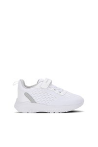 Related product image Slazenger Sneakers