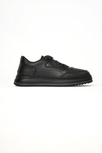 Related product image Pierre Cardin Sneakers