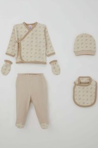 Related product image Breeze Coming Home Outfits