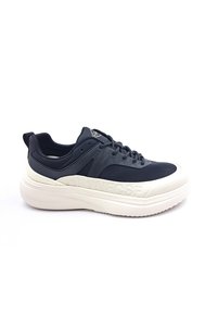 Related product image Guja Flats