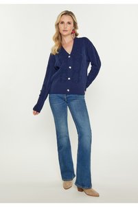 Zugehöriges Produktbild USHA Strickjacken