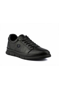 Related product image JAMES FRANCO Flats