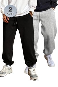 Related product image THE RULE Sweatpants