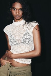 İlgili ürün resmi H&M Bluz